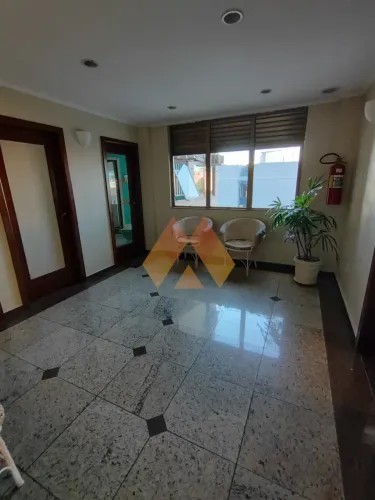 Centro Médico - Excelente Sala com 57m²