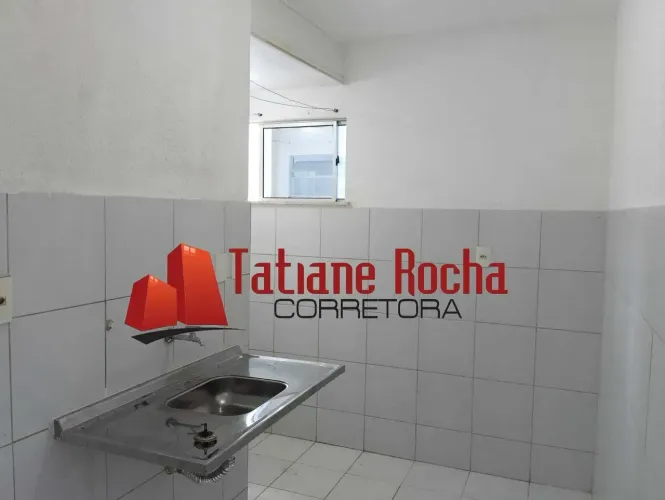 Alugo excelente apartamento no Condomínio Central Park.