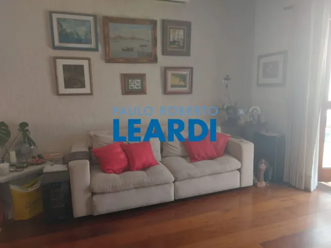 CASA EM CONDOMÍNIO - MORUMBI - SP