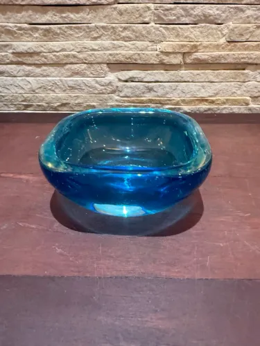 Cinzeiro Vintage em Vidro Azul Grosso - Estilo Murano