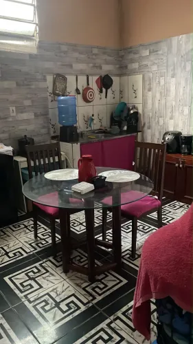 Mesa de vidro, troco por caixa de som