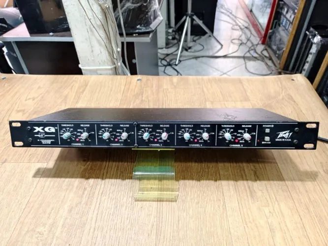 Equalizador De Áudio Peavey Gate Xg5-5 Funcionando 100%!!