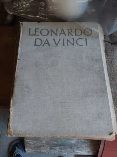 LIVRO RARIDADE LEONARDO DA VINCI EDIÇÃO DE 1956 ITÁLIA 