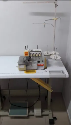 MÁQUINA COSTURA INDUSTRIAL SIRUBA 5 FIOS