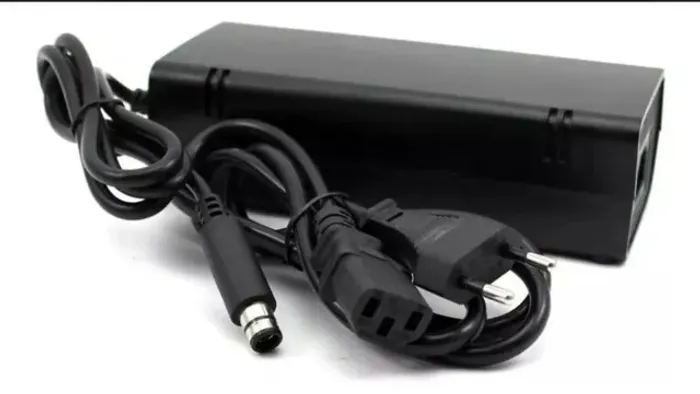 Fonte Xbox 360 1 Pino Super Slim Bivolt Bm-520b