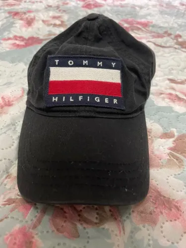 Boné Tommy Original- Super novo super preço 