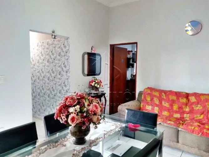 CASA,3 Dormitorio(s) bairro Assis
