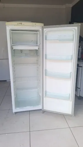 Geladeira funcionando perfeitamente 