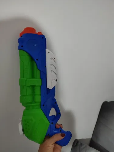 Pistola de água para brincar no verão