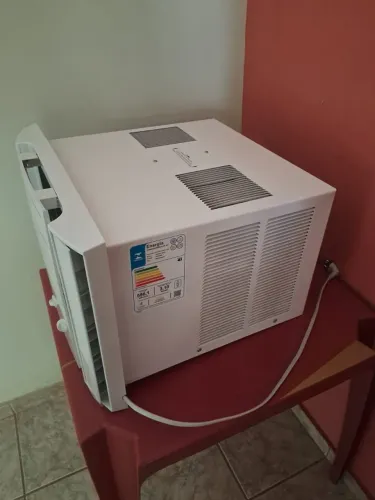 Ar condicionado de janela Springer Midea 7500 Btus