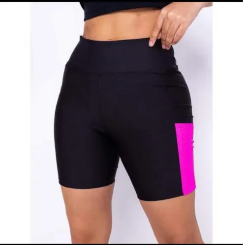 Shorts Feminino Fitness com Detalhe Neon