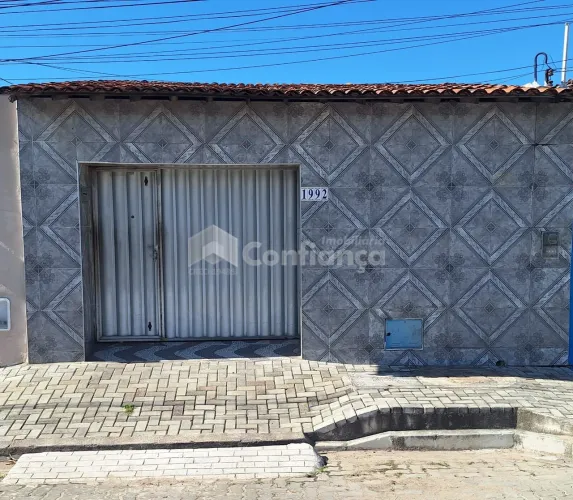 Casa a Venda no Parque Presidente Vagas em Fortaleza/CE