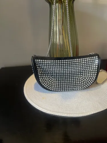 Bolsa de Ombro Preta com Strass