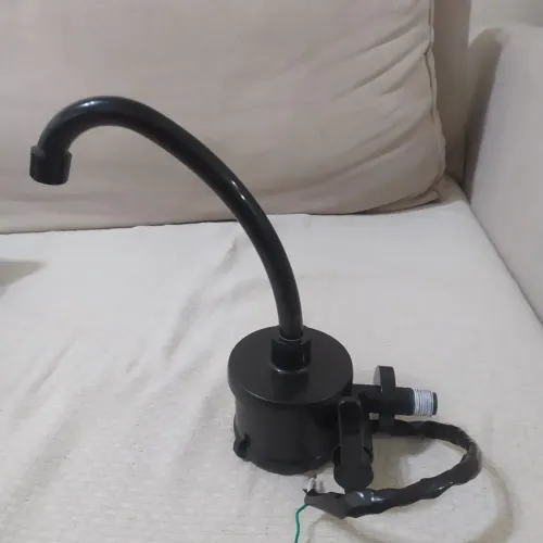 Torneira  Elétrica com design moderno e elegante