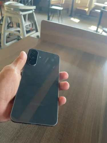 A56 zero, carregador sem marcas de uso aceito trocas com Samsung e iPhone