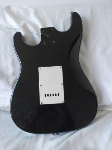 Corpo completo Guitarra
