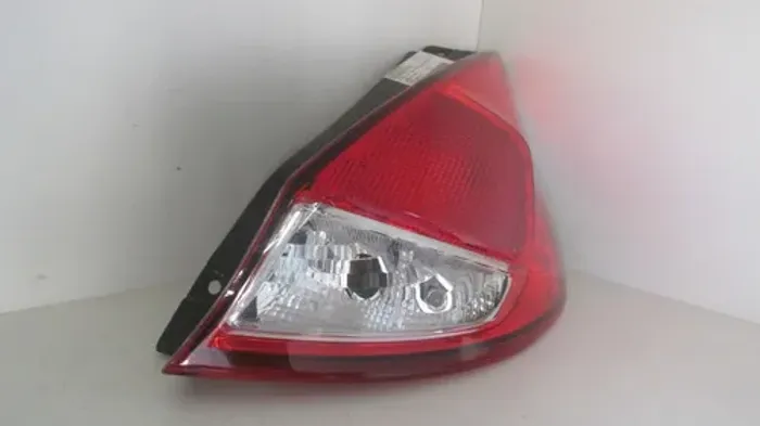 Lanterna New Fiesta Hatch Ltd10571