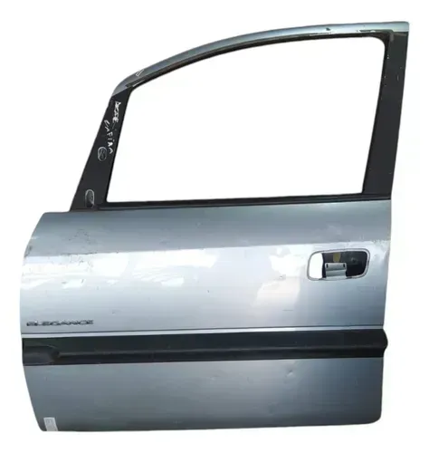 Porta Dianteira Esquerda Gm Zafira 09/16