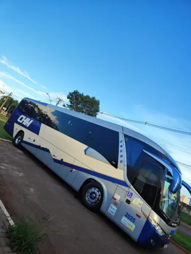 Vende ou troca por ônibus mais novo MARCOPOLO G7 - 2009/2010 - VOLVO - B9 - AUTOMÁTICO