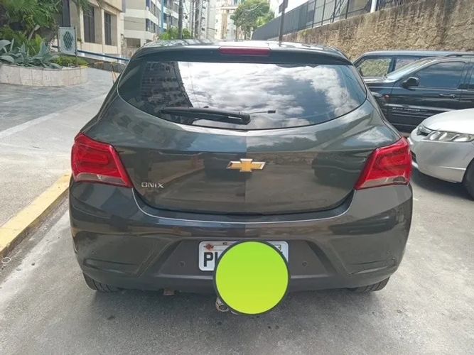 Imagem de Chevrolet Onix Hatch Advantage 1.4 8V Flex Aut. 4P 2019