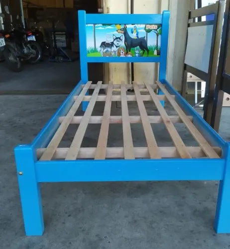 Cama Infantil Personagens Madeira Maciça 