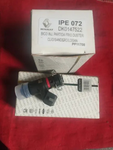  02 Bico Sandero quatro cilindros 