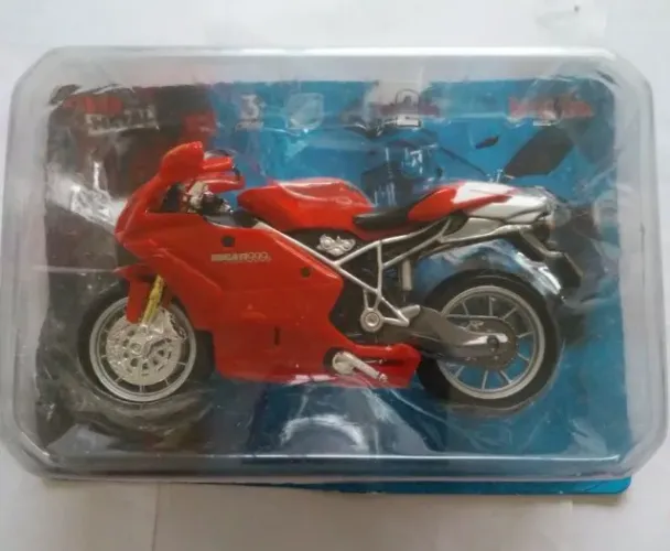 Miniatura Moto Ducati 999s Metal Maisto 1:18