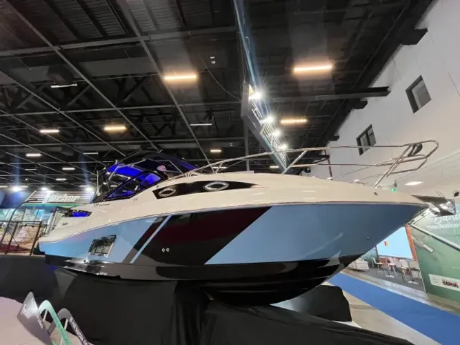 Lancha Focker Gran Turismo 333 GT / de único dono / impecável / barco novo 