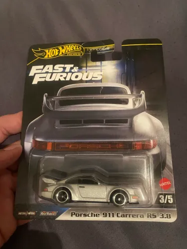 Hot wheels premium Velozes e furiosos Porsche 911 carrera RS3.8