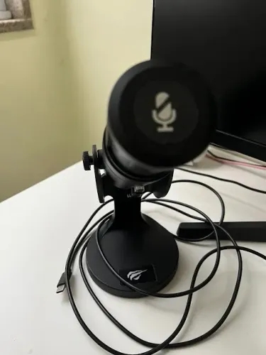 Microfone gamer preto