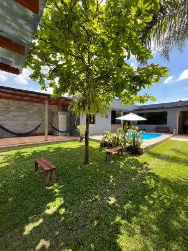 Casa na Praia ITAPOA - com piscina, fliperama, sinuca, ar condicionado