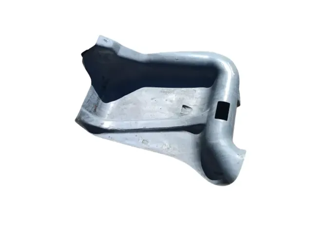 Chapa defletora do tanque de combustível Ford Escort Zetec SW/Wagon 97-02