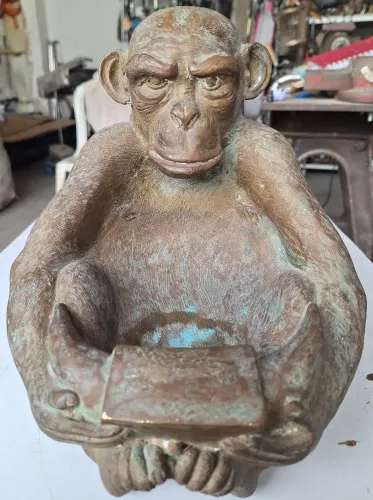 VINTAGE ESCULTURA MACACO CHIMPANZÉ