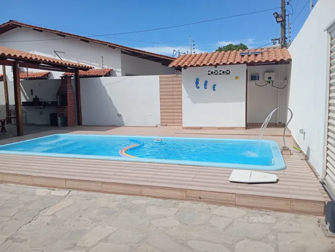 Casa camboinha com piscina por temporada 