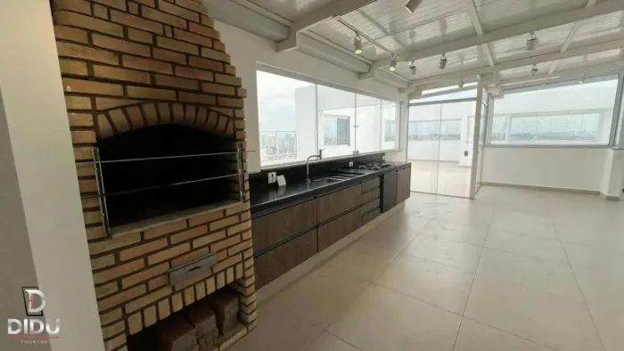 Venha conhecer esta incrível Cobertura Duplex para locação com 250 m² na Vila Floresta em 