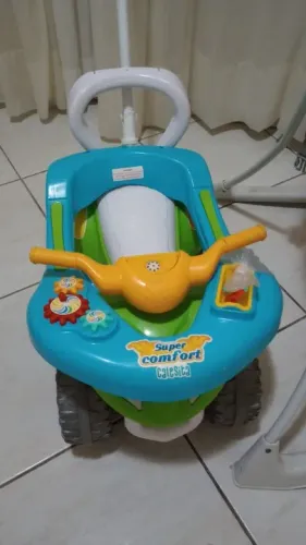 Carrinho /motoca/ andador