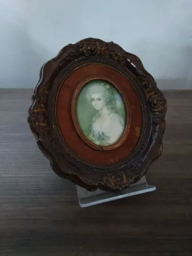 Lindo quadro dama da corte francesa