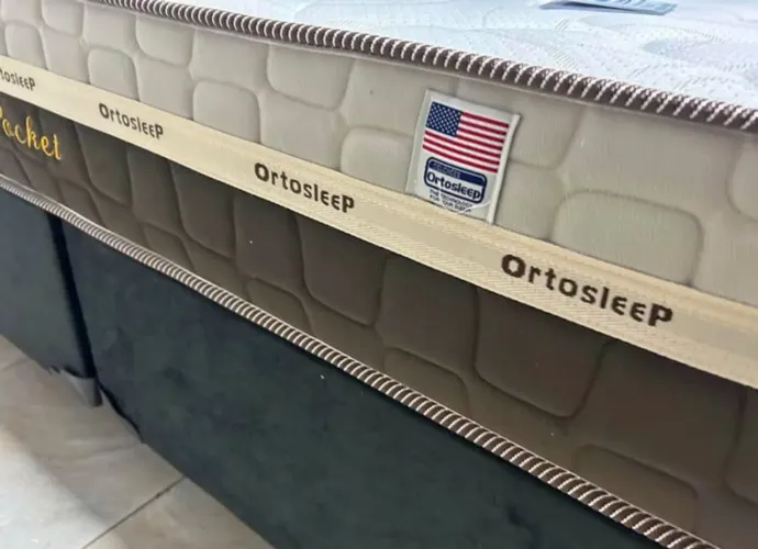 Cama casal com colchão molas ensacadas