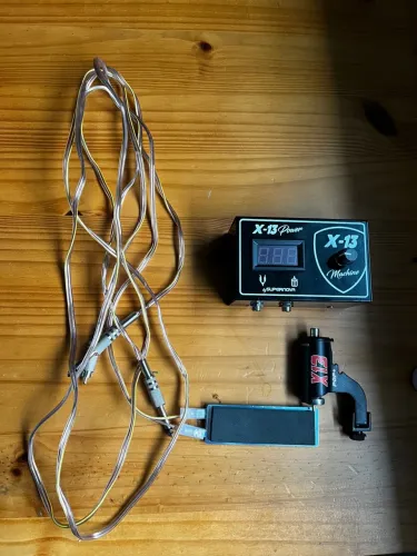 Kit Completo de Tattoo X-13 - Máquina Rotativa e Fonte