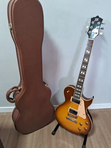 Guitarra Elétrica SX modelo Les Paul com Hard Case