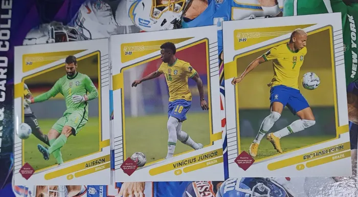 3 Cards de Futebol Brasil - Panini Donruss Qatar 2022