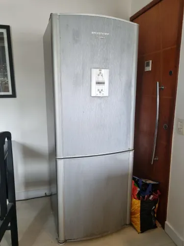 Geladeira Brastemp Inverse 470 litros 