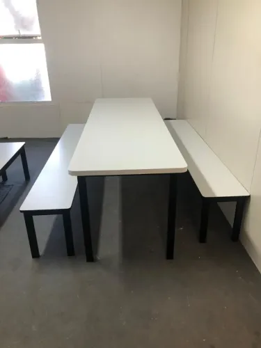 Mesa para refeitorio- 2 bancos sem encosto-adulto