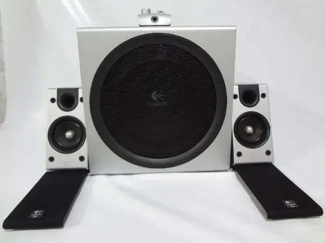 Home Theater Longitech Z 2300 200RMS THX