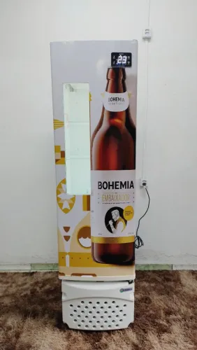Cervejeira slim Metalfrio - Usada
