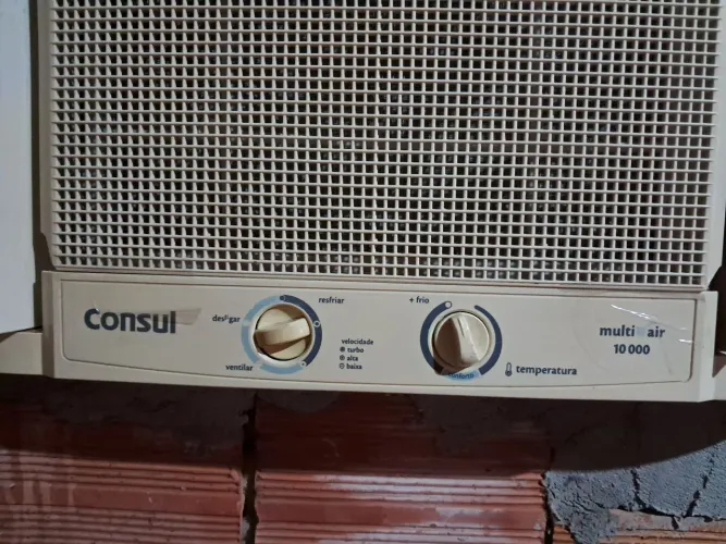 Ar condicionado consul 10000 funcionando só precisando de uma lavagem 