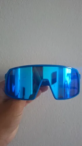 Óculos esportivo oakley sutro azul