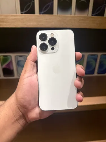 13 PRO BRANCO USADO COM GARANTIA!!!!