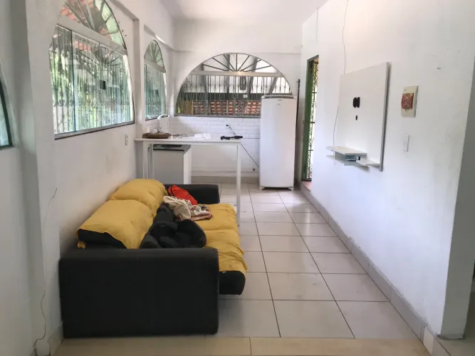 Aluga-se Apartamento com 1 Quarto no Conjunto Petro - Bairro Aleixo