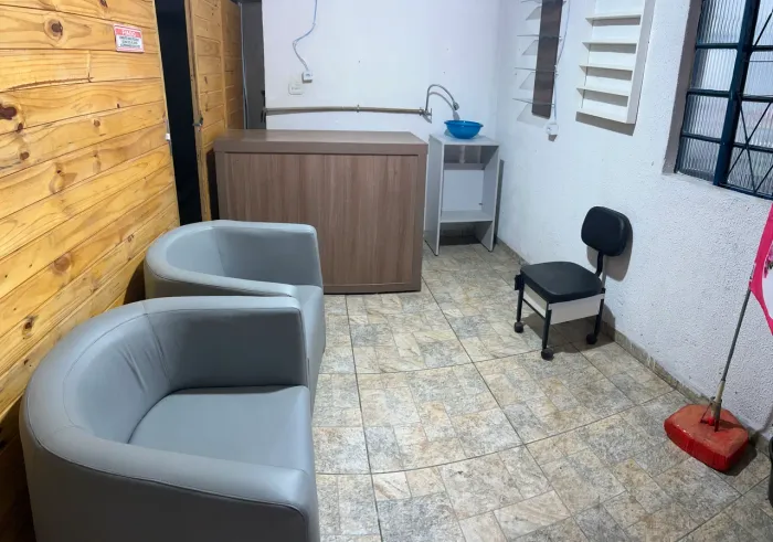 Vendo tudos móveis manicure parcelo com taxa da máquina